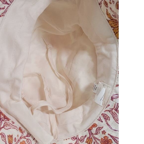 Universal Thread Bucket Hat Boho Floral Print Cottage Core Beach Hat NWOT OS - Picture 8 of 8